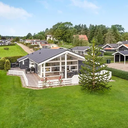 Beautiful Home In Bjert With Kitchen *