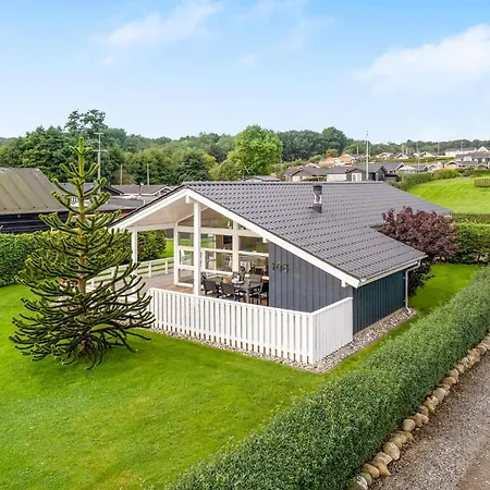 Beautiful Home In Bjert With Kitchen Sønder Bjert