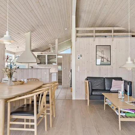 Beautiful Home In Bjert With Kitchen *