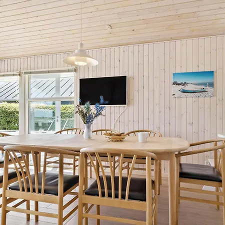 펜션 Beautiful Home In Bjert With Kitchen